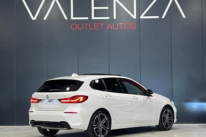 Usado BMW 118 Sport Line 134 CV (98 kW) 2020 Utilitario