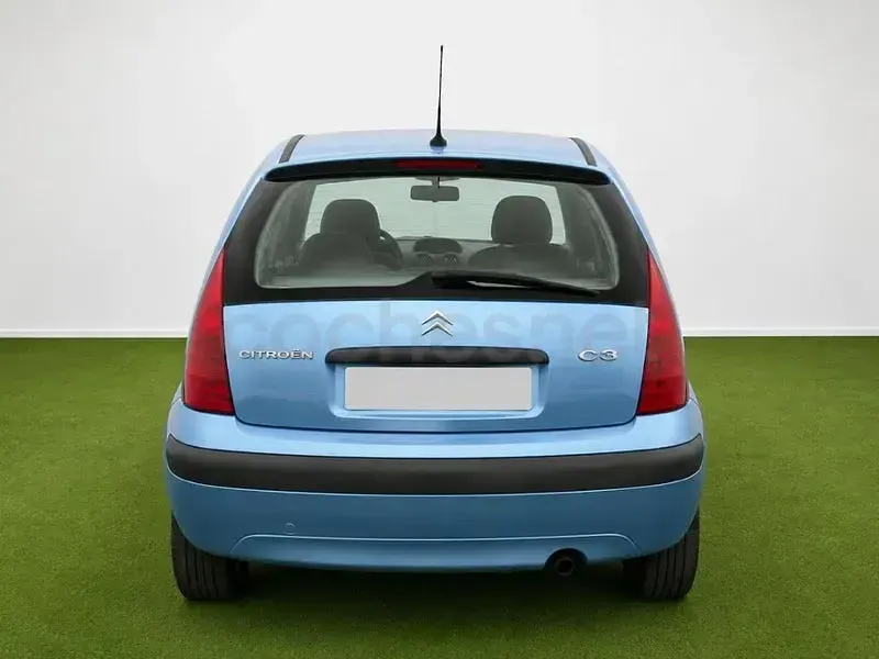 Usado Citroën C3 Furio 75 CV (55 kW) 2006 Azul Berlina
