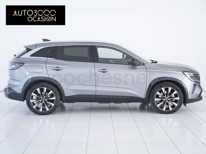 Usado Renault Austral Evolution 200 CV (147 kW) 2023 Gris / plata SUV