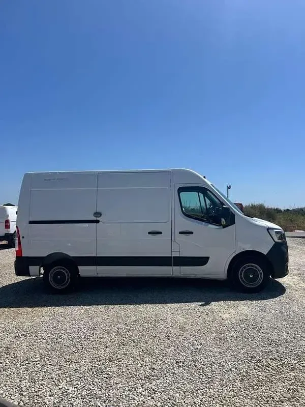 Usado Renault Master R.S. 130 CV (95 kW) 2019 Blanco Van
