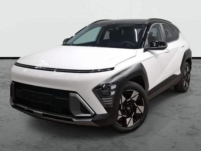Blanco Usado 2025 Hyundai Kona Blackline SUV | 24.790 € (Precio justo) - Imagen 1/4