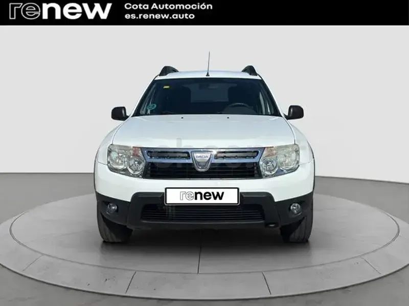 Usado Dacia Duster Ambiance 105 CV (77 kW) 2011 Blanco SUV