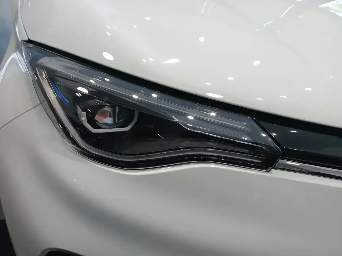 Usado Renault Zoe Intens 80 kW (110 CV) 2022 Blanco Utilitario