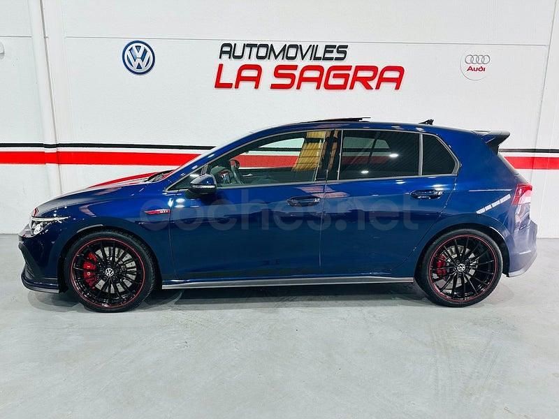 Usado VW Golf VIII GTI Clubsport 301 CV (221 kW) 2024 Azul Berlina