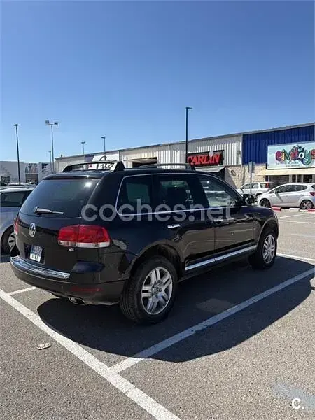 Usado VW Touareg 310 CV (228 kW) 2004 Negro SUV