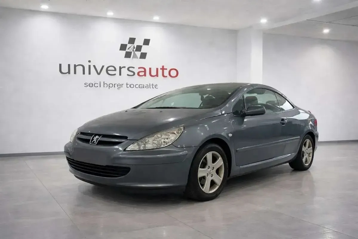 Usado Peugeot 307 CC 143 CV (105 kW) 2005 Gris Descapotable