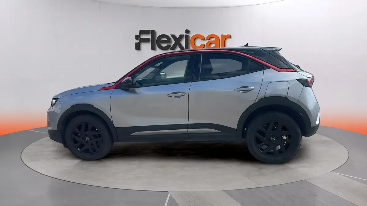 Usado Opel Mokka GS Line 131 CV (96 kW) 2022 Gris SUV