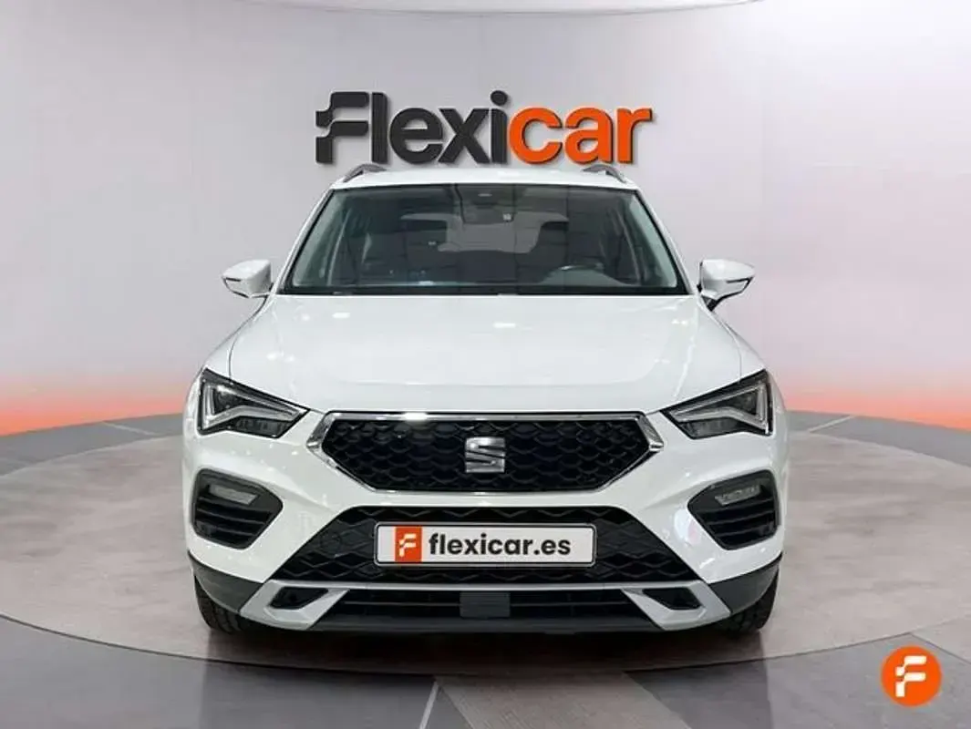 Usado Seat Ateca Style 150 CV (110 kW) 2023 Blanco SUV