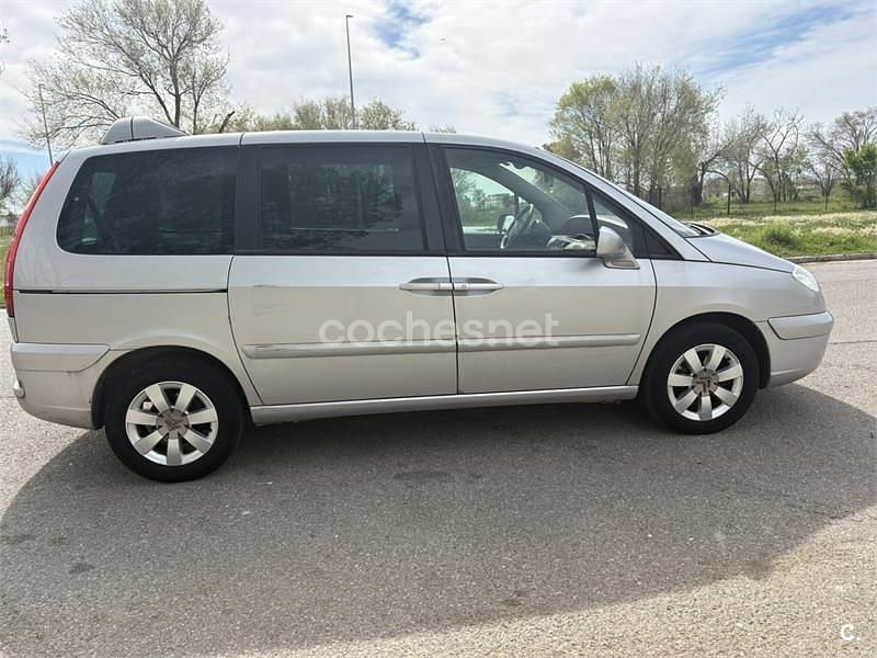 Usado Citroën C8 120 CV (88 kW) 2007 Gris / plata Monovolumen