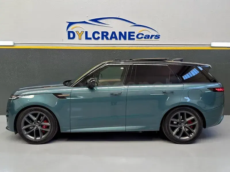 Usado Land Rover Range Rover Sport HSE Dynamic 460 CV (338 kW) 2025 Verde SUV