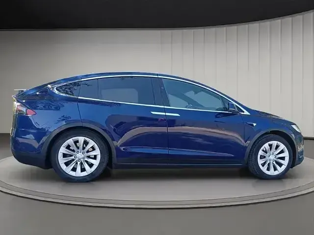 Usado Tesla Model X 386 kW (525 CV) 2017 Azul SUV