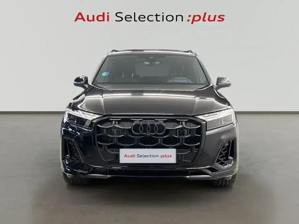 Usado Audi Q7 Ambiente 286 CV (210 kW) 2025 Negro SUV