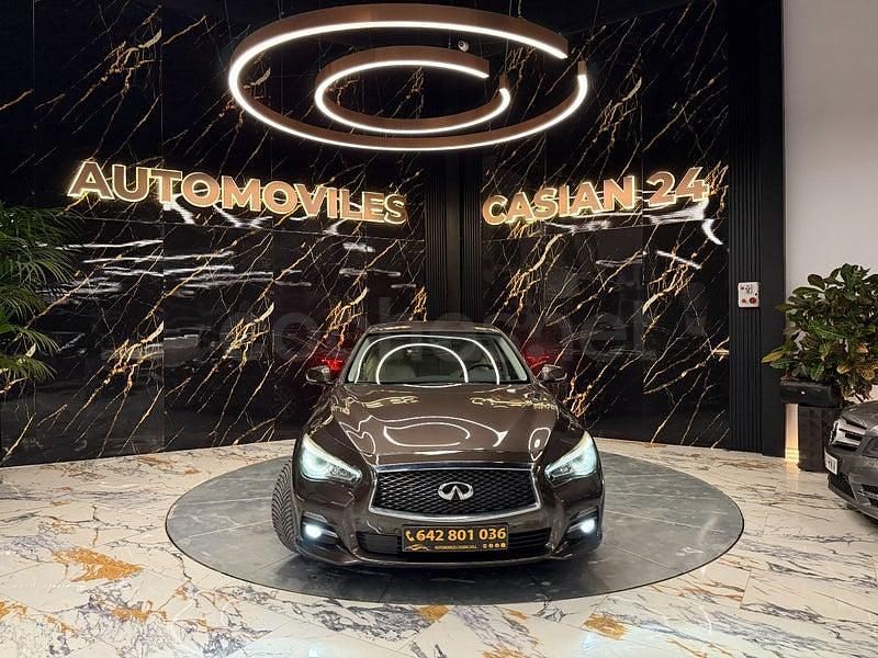 Usado Infiniti Q50 Sport Tech 170 CV (125 kW) 2015 Marrón Berlina