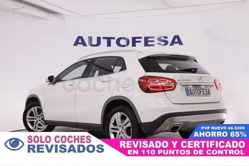 Usado Mercedes GLA200 Urban 156 HP (114 kW) 2016 Branco SUV