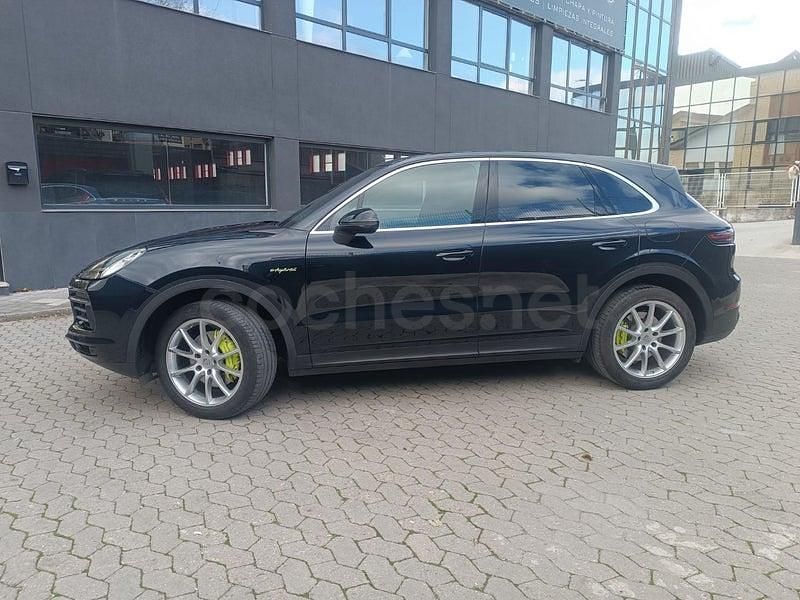 Usado Porsche Cayenne E-Hybrid 462 CV (339 kW) 2020 Azul SUV