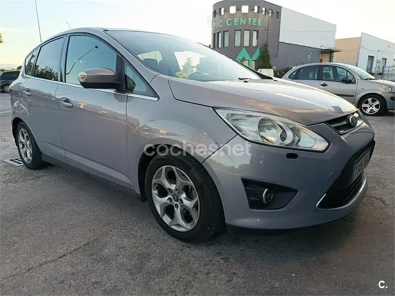 Usado Ford C-MAX Titanium 115 CV (84 kW) 2010 Gris / plata Monovolumen
