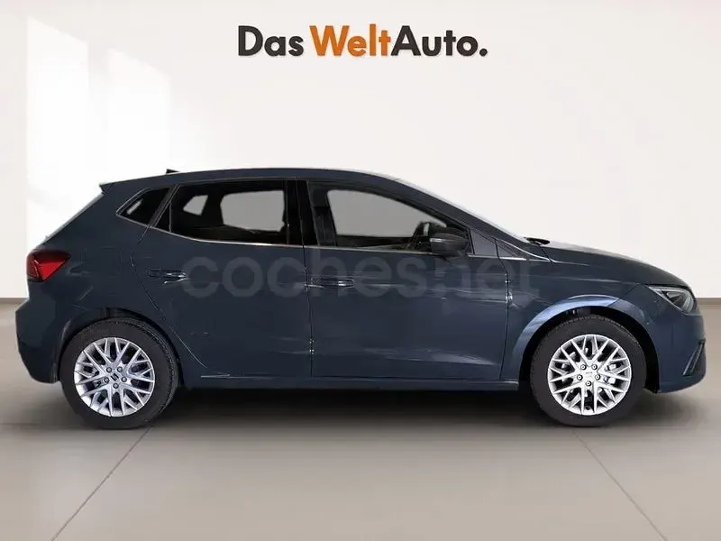 Usado Seat Ibiza XCELLENCE 115 CV (84 kW) 2025 Azul Utilitario