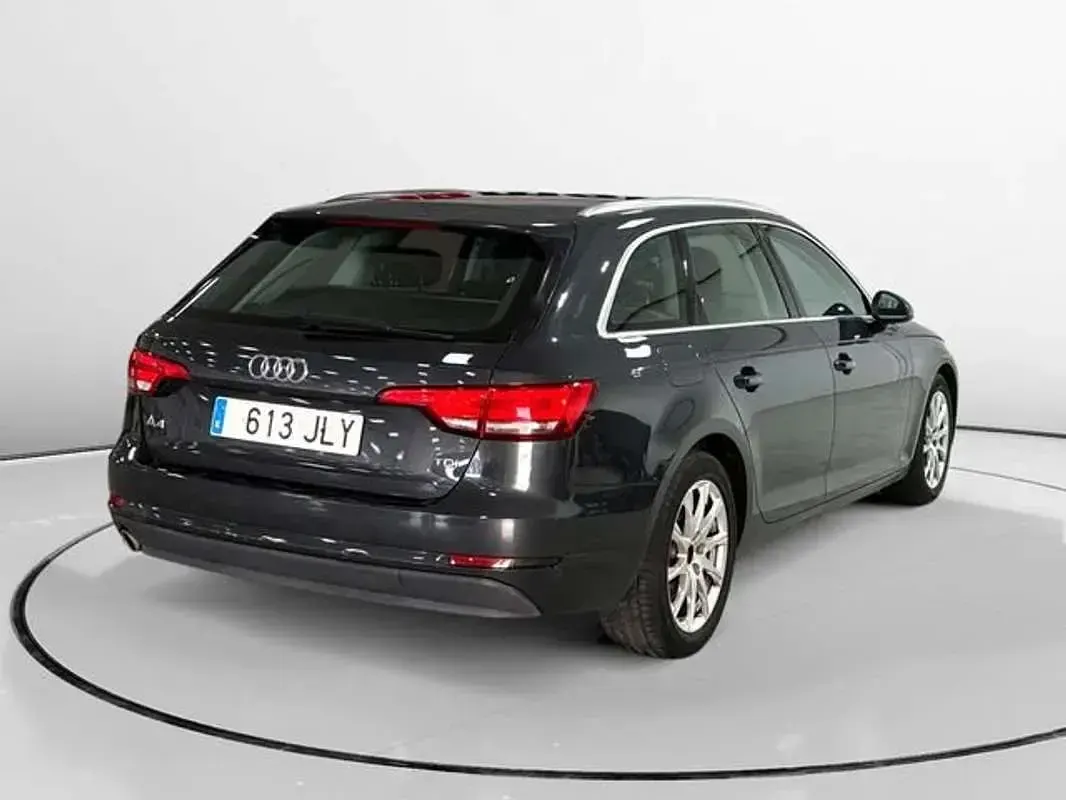 Usado Audi A4 150 CV (110 kW) 2016 Gris Familiar