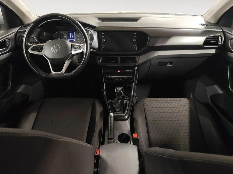 Usado VW T-Cross Advance 95 CV (69 kW) 2021 Gris/plata SUV