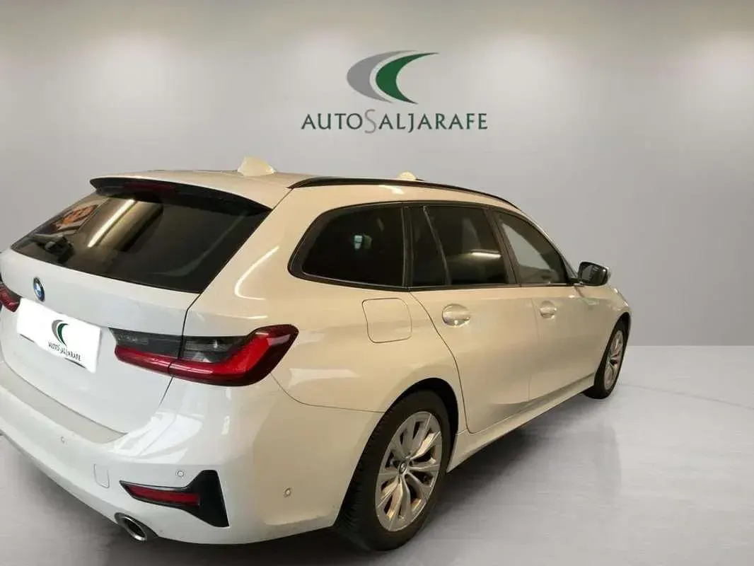 Usado BMW 320 Comfort Edition 190 CV (139 kW) 2022 Blanco Familiar