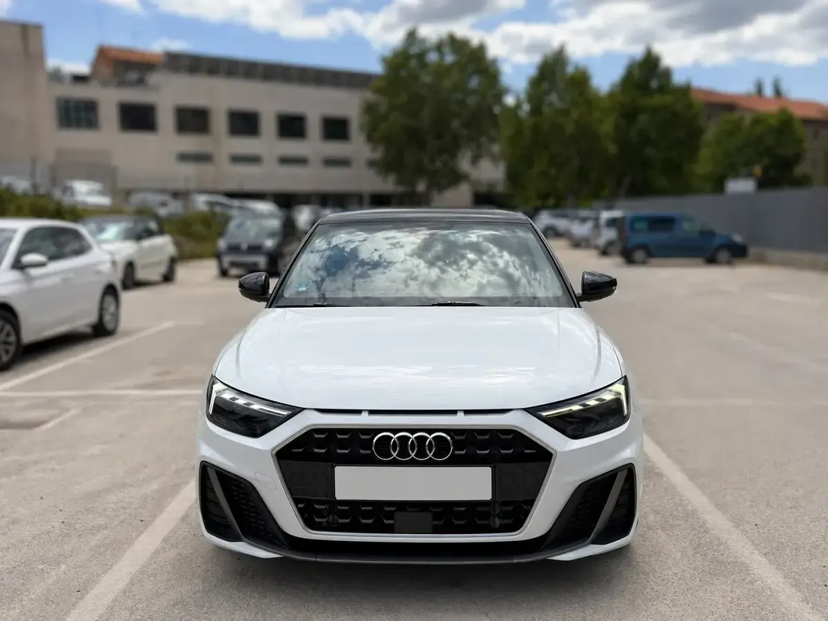 Usado Audi A1 Sportback S-Line 116 CV (85 kW) 2019 Blanco Utilitario