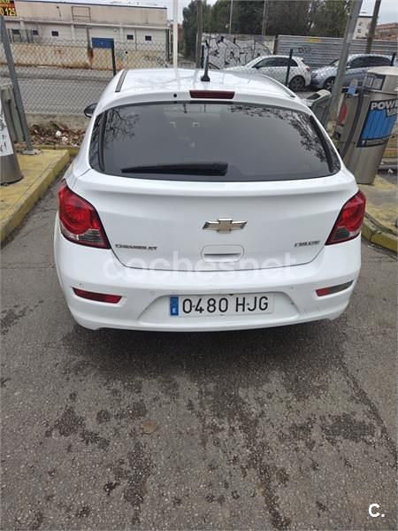 Usado Chevrolet Cruze LT 163 CV (119 kW) 2012 Blanco Berlina