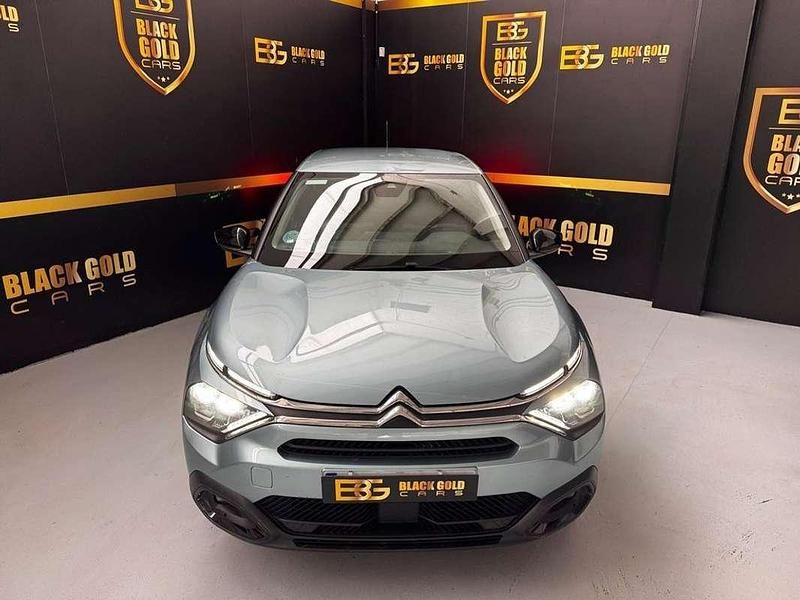 Begagnad Citroën C4 Feel 131 HK (96 kW) 2023 Blå Halvkombi