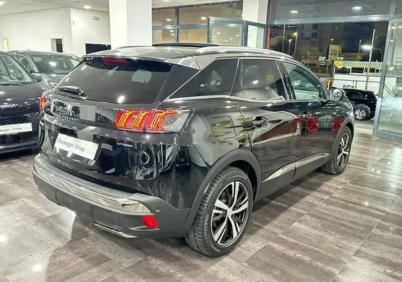 Usado Peugeot 3008 GT 225 CV (165 kW) 2022 Negro SUV