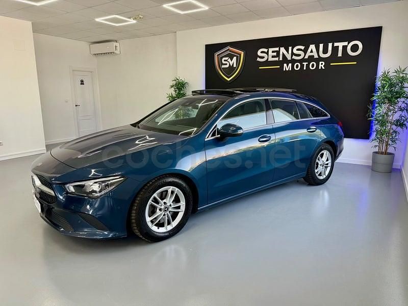 Usado Mercedes CLA200 Shooting Brake 150 CV (110 kW) 2020 Azul Familiar
