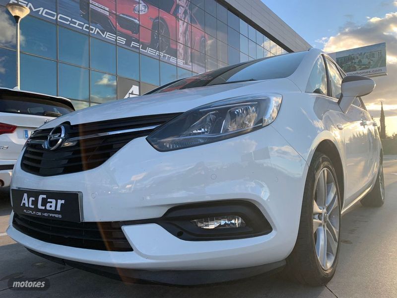 Usado Opel Zafira Life Innovation 136 CV (100 kW) 2019 Blanco Monovolumen