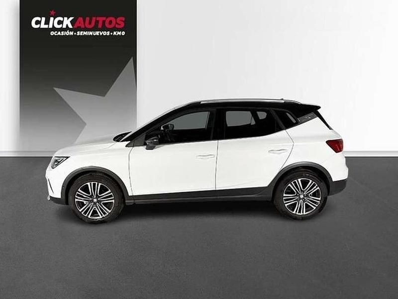 Usado Seat Arona Xperience 110 CV (80 kW) 2023 Blanco SUV