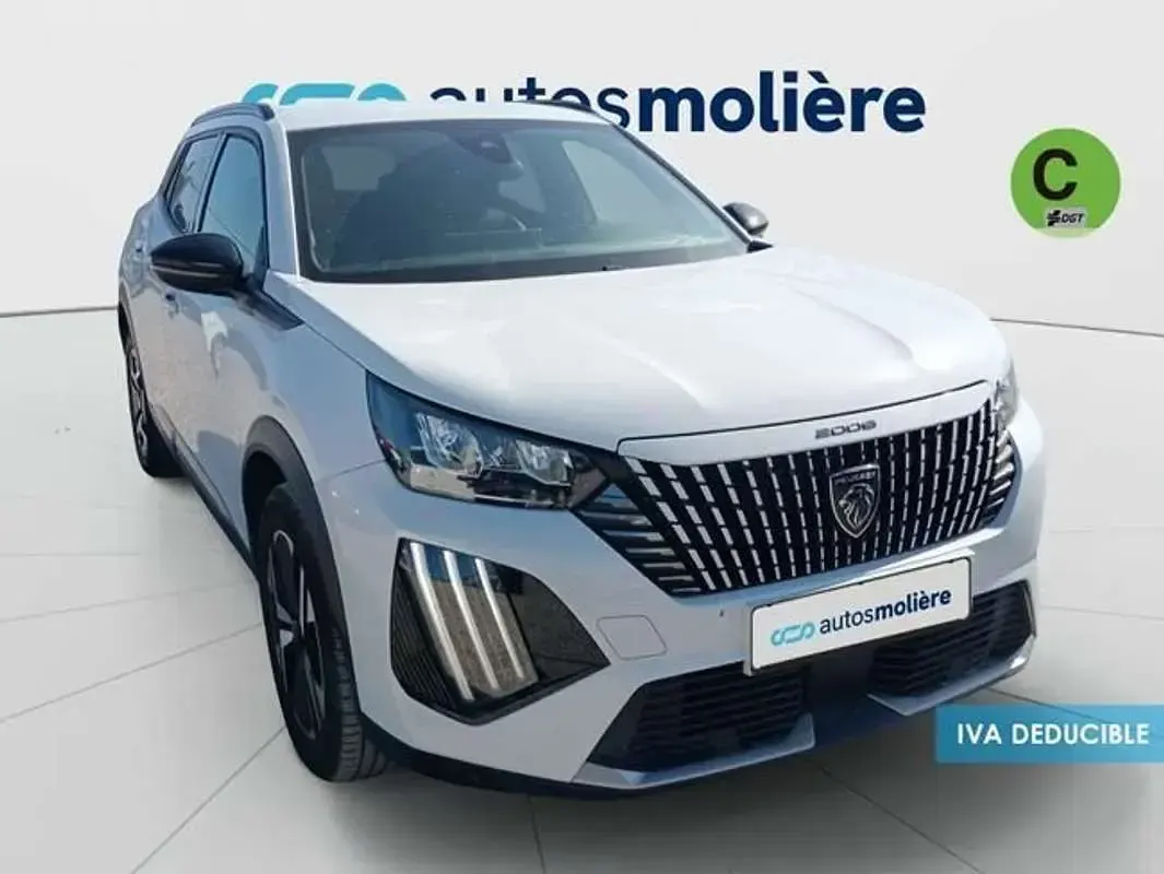 Usado Peugeot 2008 Allure 102 CV (75 kW) 2024 Blanco SUV