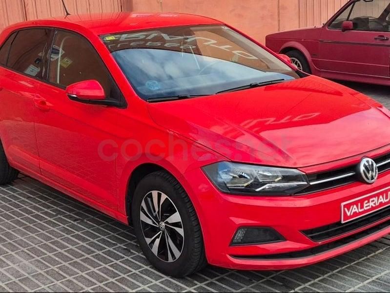 Usado VW Polo Advance 75 CV (55 kW) 2018 Rojo Utilitario