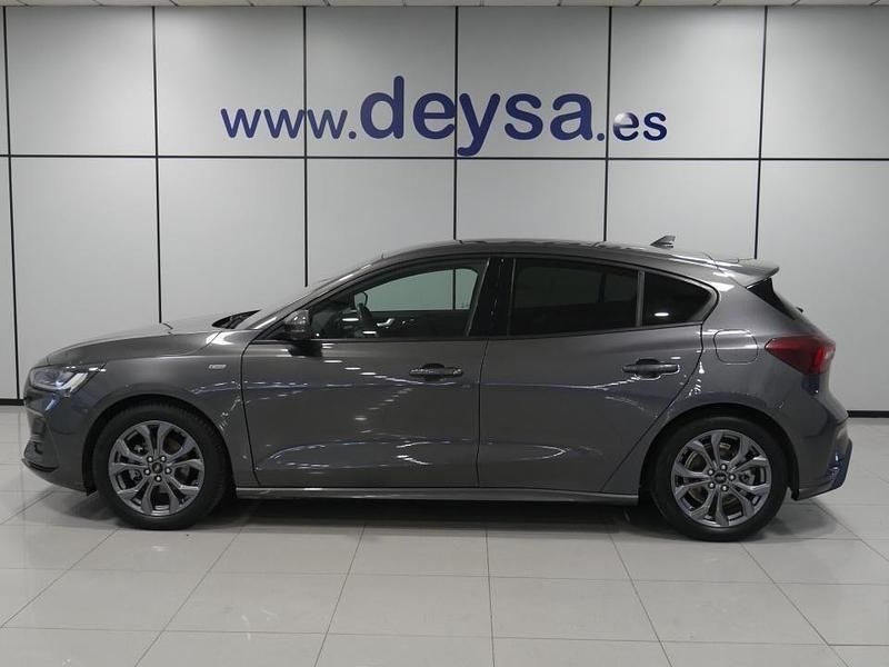 Usado Ford Focus ST-Line 155 CV (114 kW) 2023 Gris Berlina