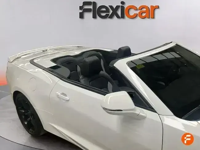 Usado Chevrolet Camaro 453 CV (333 kW) 2019 Blanco Descapotable