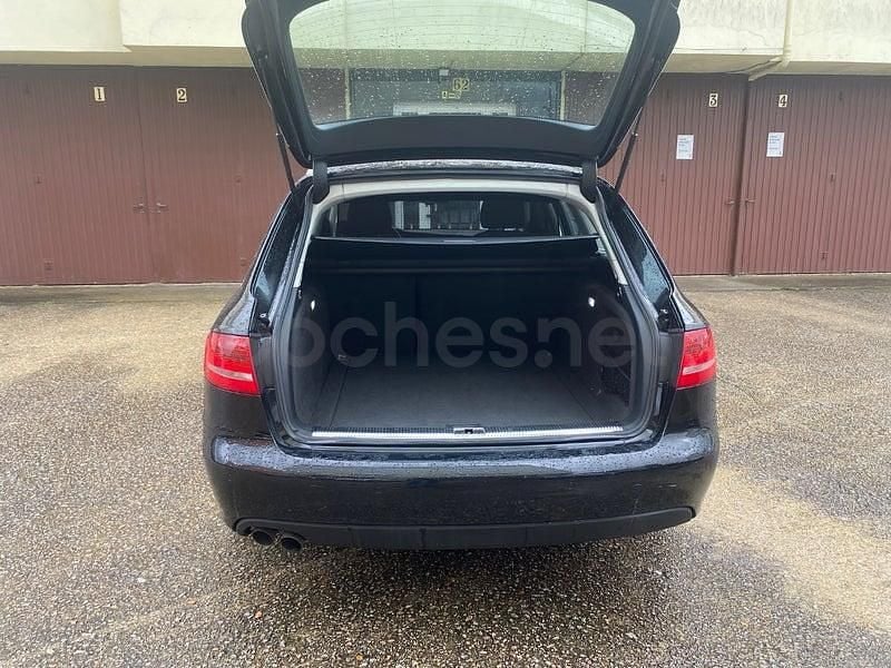 Usado Audi A4 143 CV (105 kW) 2010 Negro Familiar
