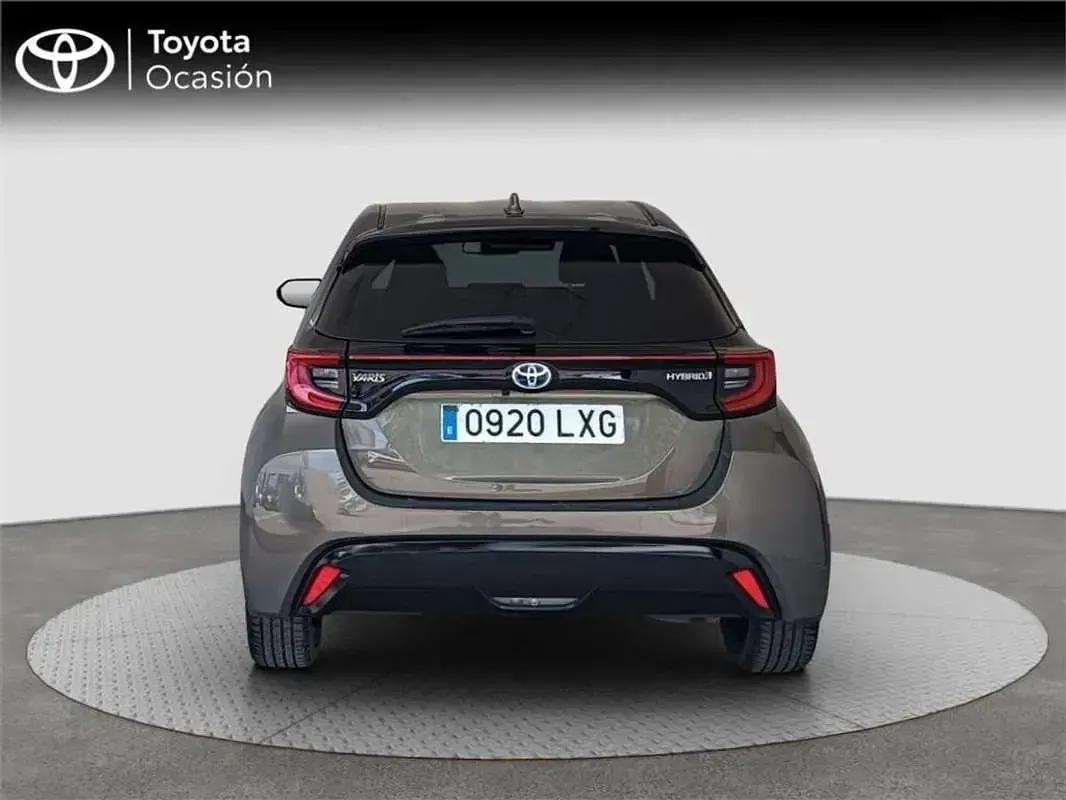 Usado Toyota Yaris Style 116 CV (85 kW) 2022 Utilitario