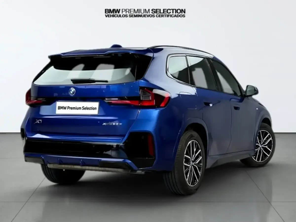 Usado BMW X1 Comfort Edition 245 CV (180 kW) 2025 Azul SUV