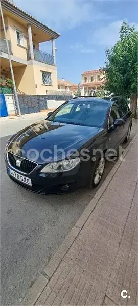 Usado Seat Exeo Style 120 CV (88 kW) 2010 Negro Familiar