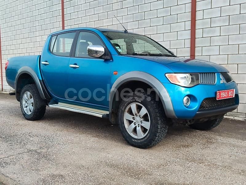 Usado Mitsubishi L200 Intense+ 136 CV (100 kW) 2007 Azul Recogida