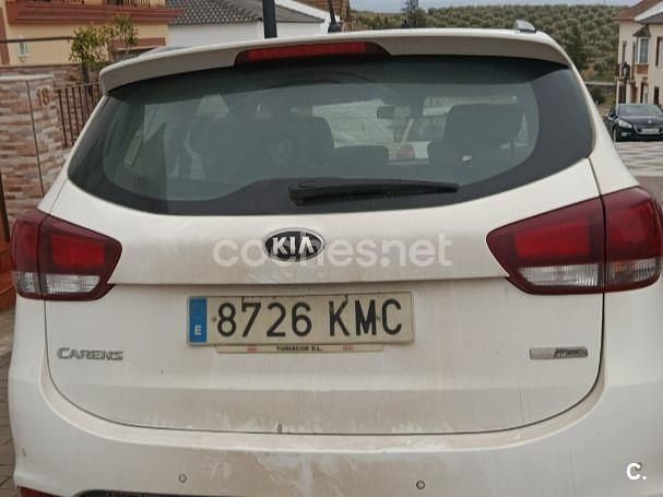 Usado Kia Carens 115 CV (84 kW) 2018 Blanco Monovolumen
