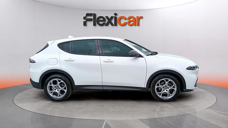 Usado Alfa Romeo Tonale Sprint 131 CV (96 kW) 2023 Blanco SUV