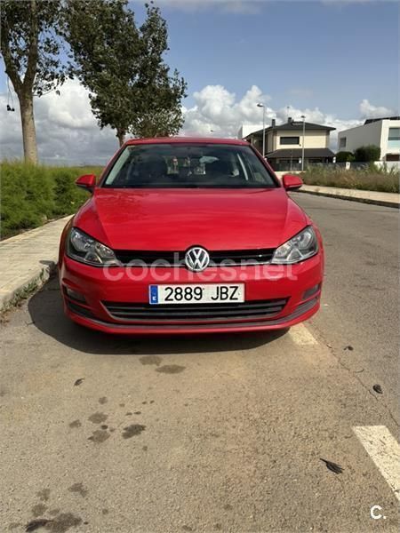 Rojo Usado 2015 VW Golf VII Edition Berlina | 9590 € (Super precio) - Imagen 1/4