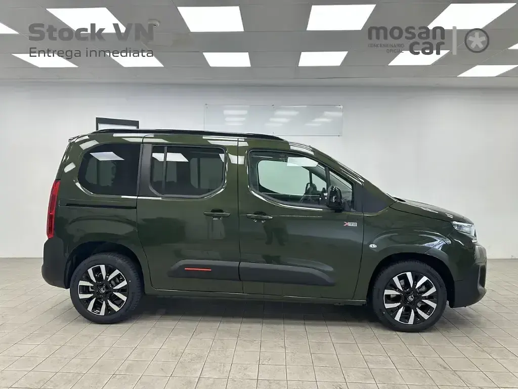 Nuevo Citroën Berlingo 130 CV (95 kW) 2026 Verde Monovolumen