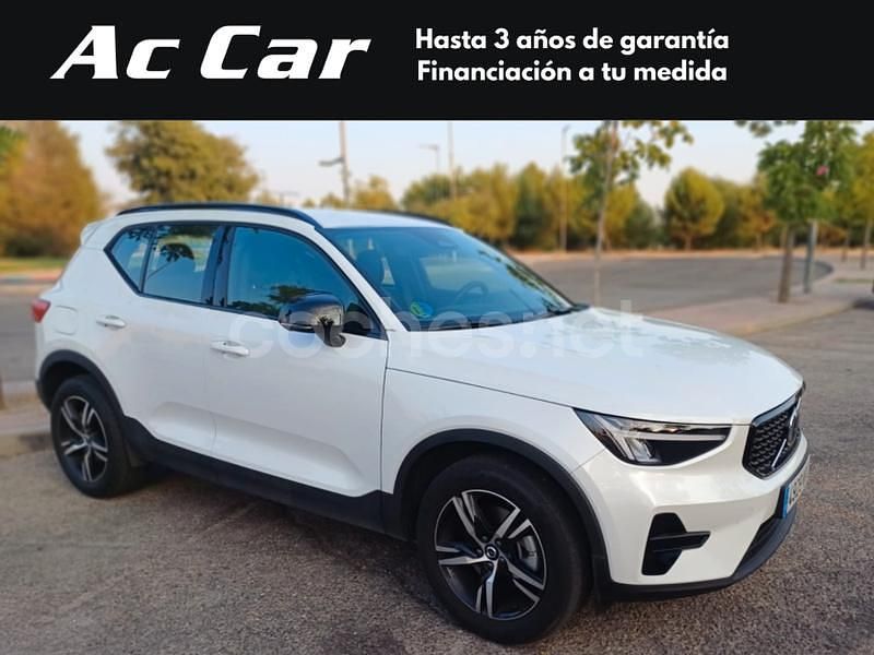 Blanco Usado 2024 Volvo XC40 Plus SUV | 34.990 € (Precio justo) - Imagen 1/4