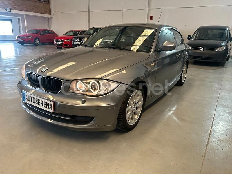 Usado BMW 120 177 CV (130 kW) 2011 Gris / plata Utilitario