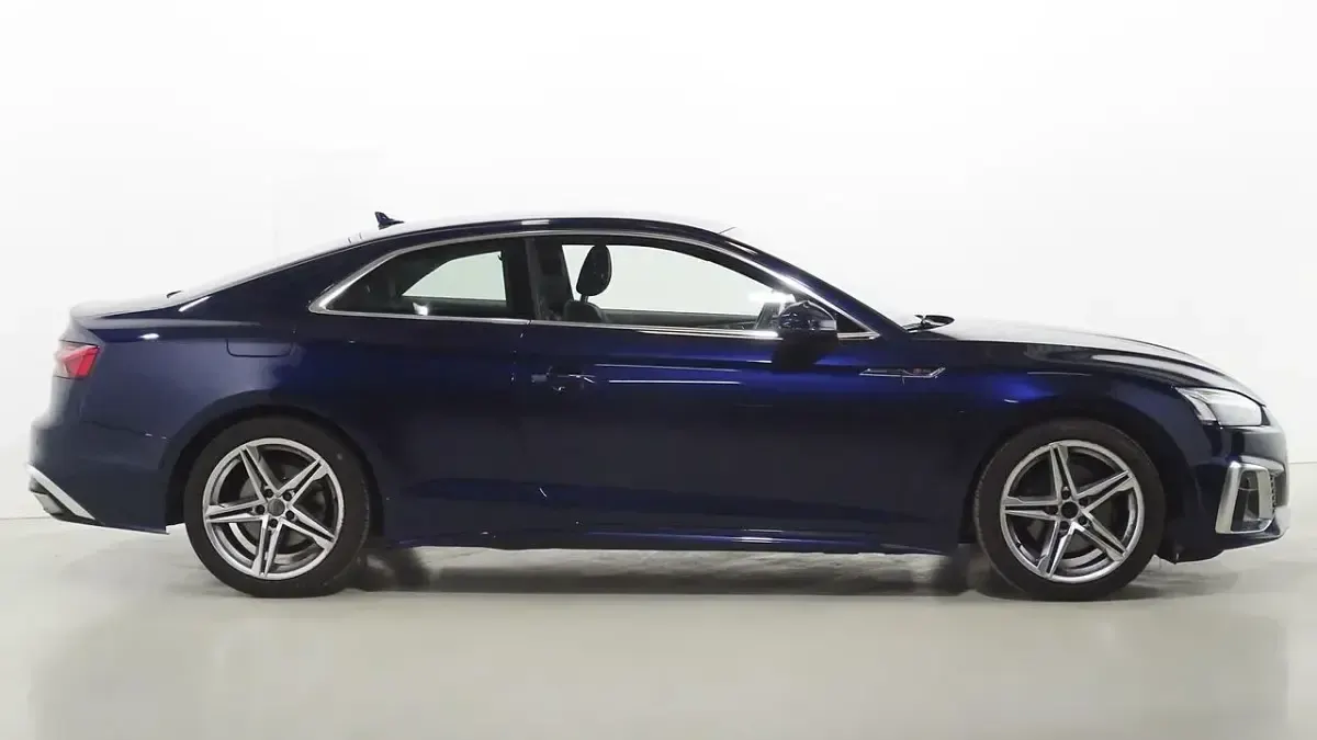 Usado Audi A5 S-Line 190 CV (139 kW) 2020 Azul Coupe