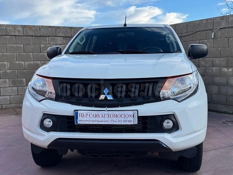 Usado Mitsubishi L200 154 CV (113 kW) 2017 Blanco Recogida