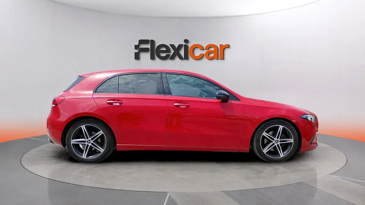 Usado Mercedes A200 163 CV (119 kW) 2019 Rojo Berlina