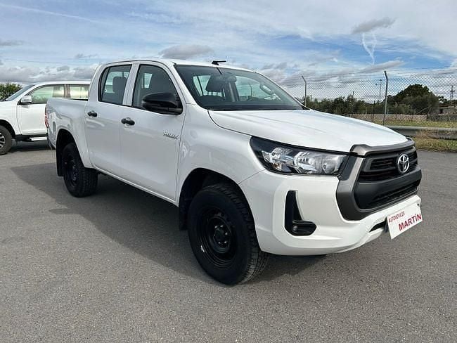 Usado Toyota HiLux 150 CV (110 kW) 2022 Blanco Recogida